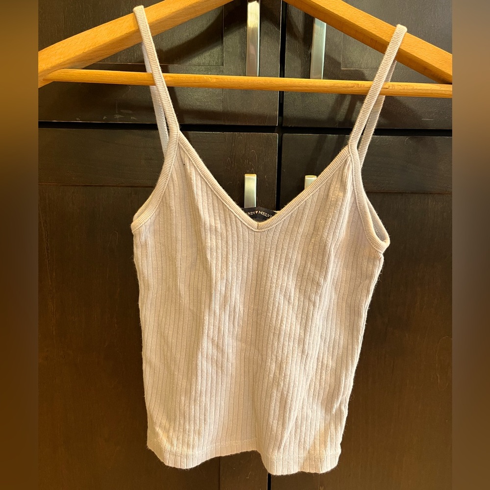 Brandy Melville lavender ribbed crop tank, fits like XS